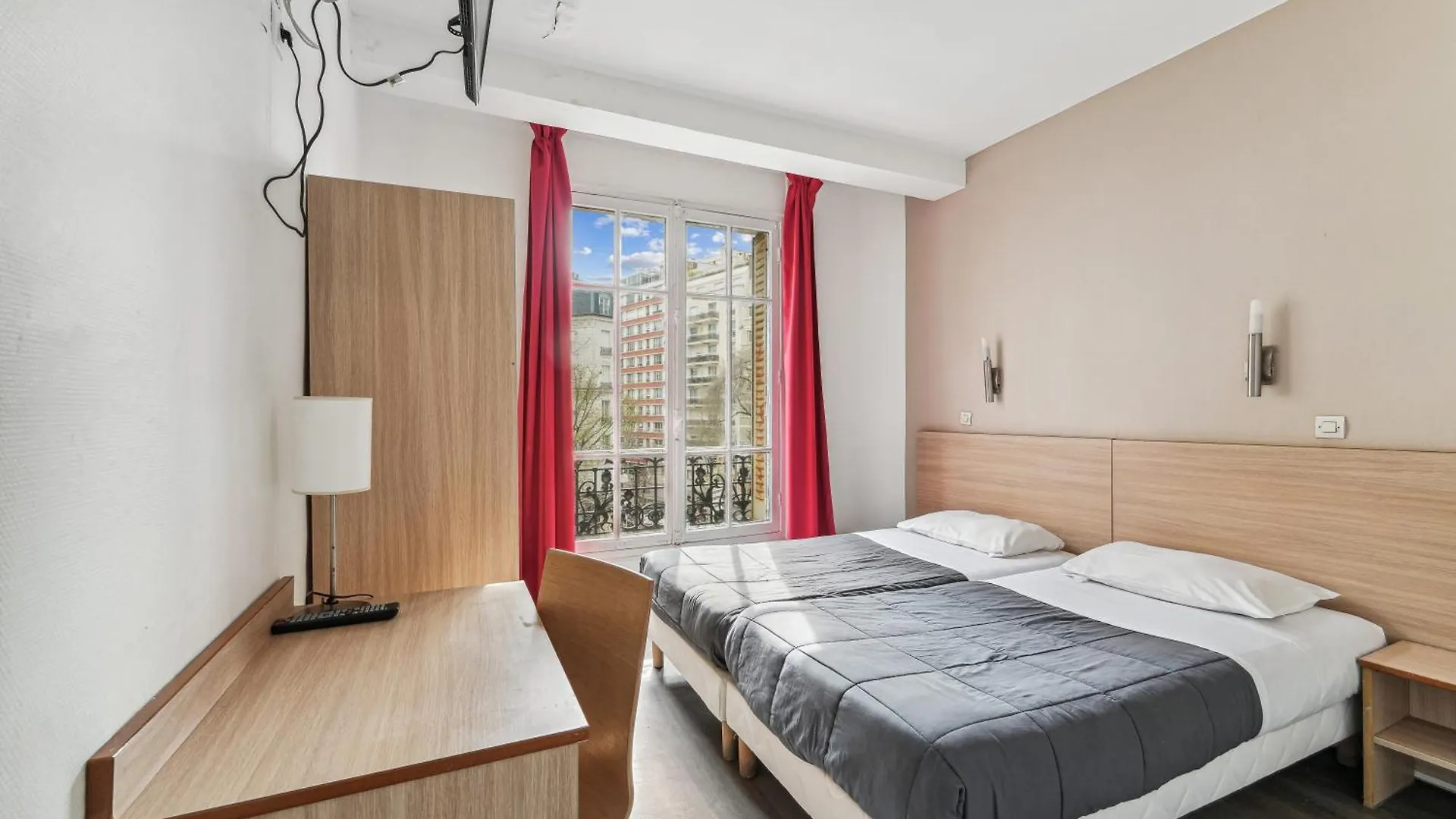 Hotel Tolbiac 2*